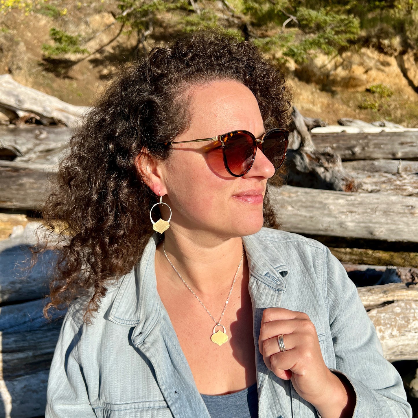 Amaryllis Necklace