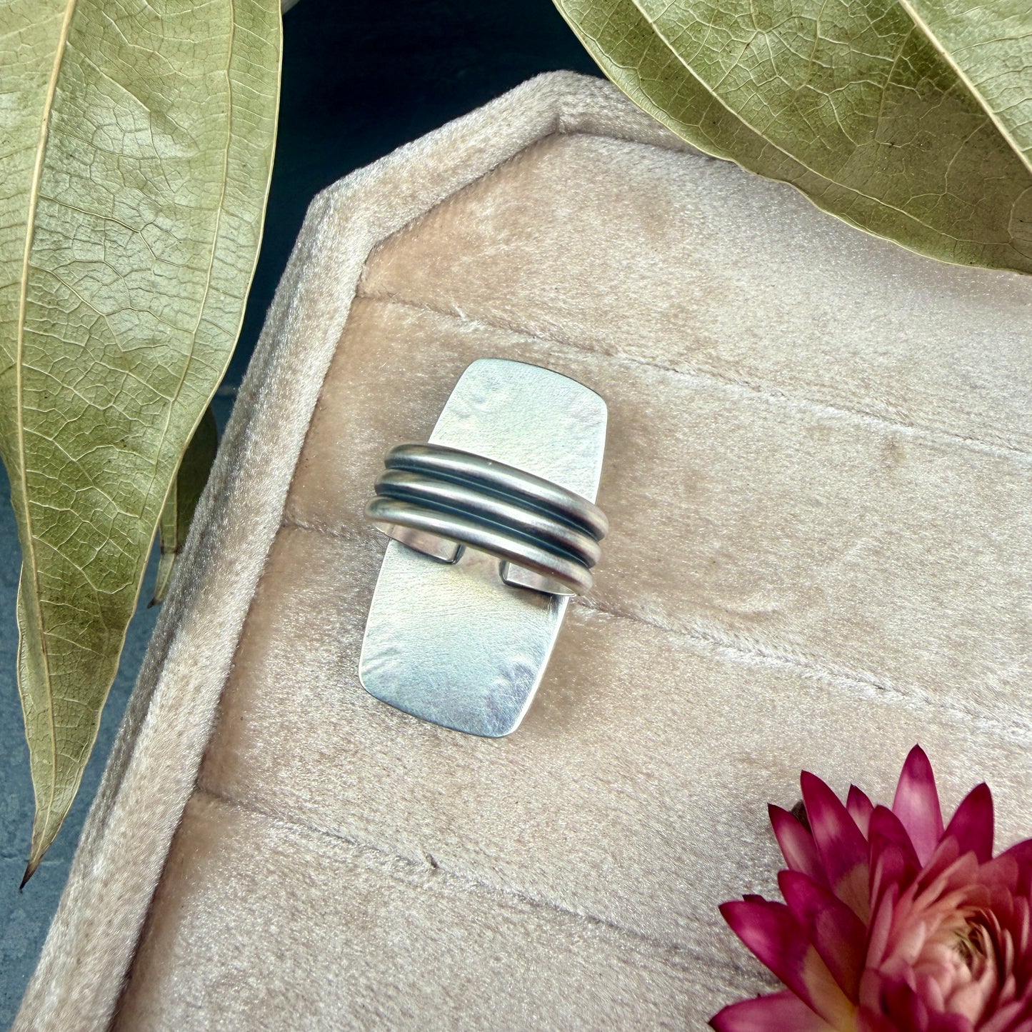 Chrysoprase Rectangle Ring - size 6