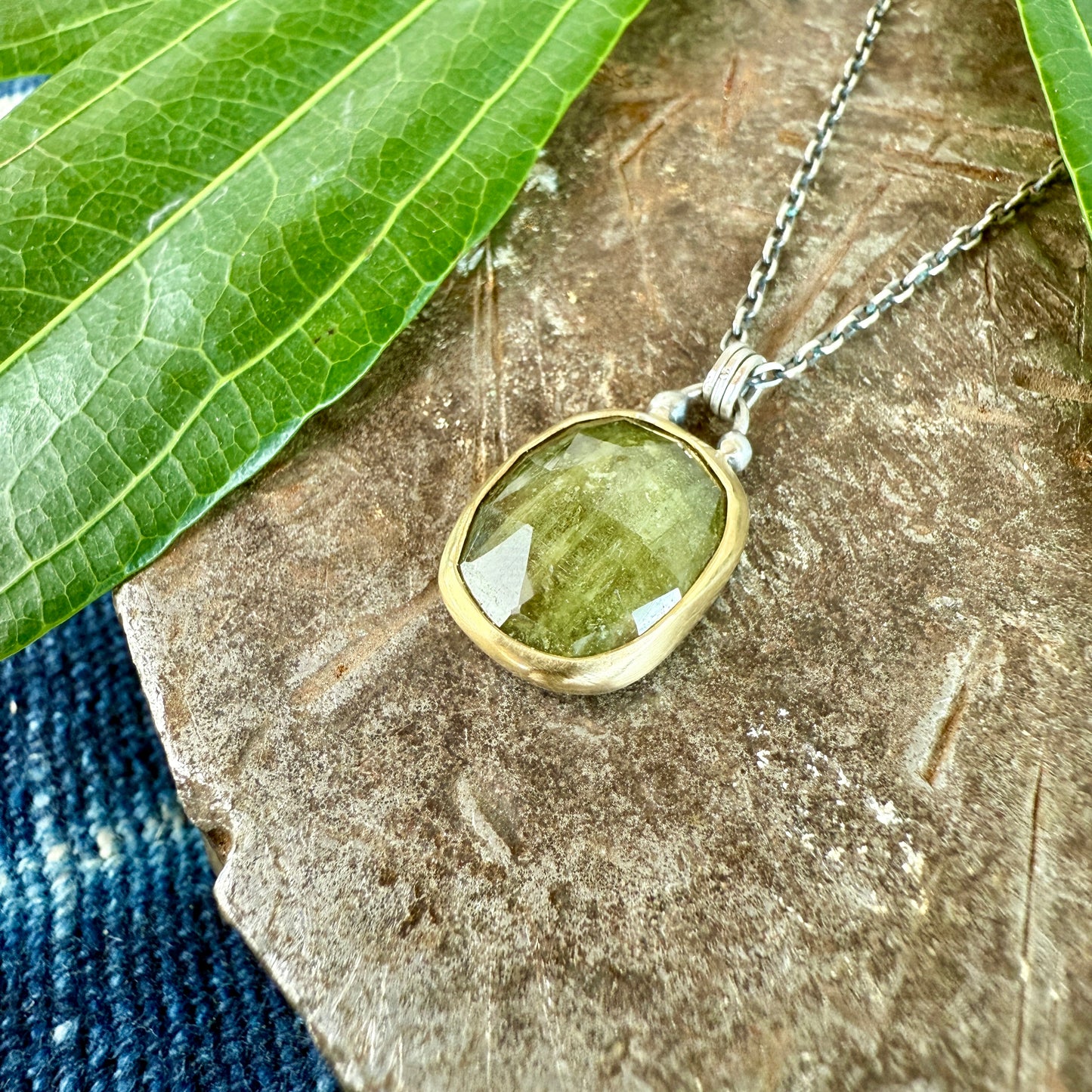 18k Gold, Green Sapphire Necklace