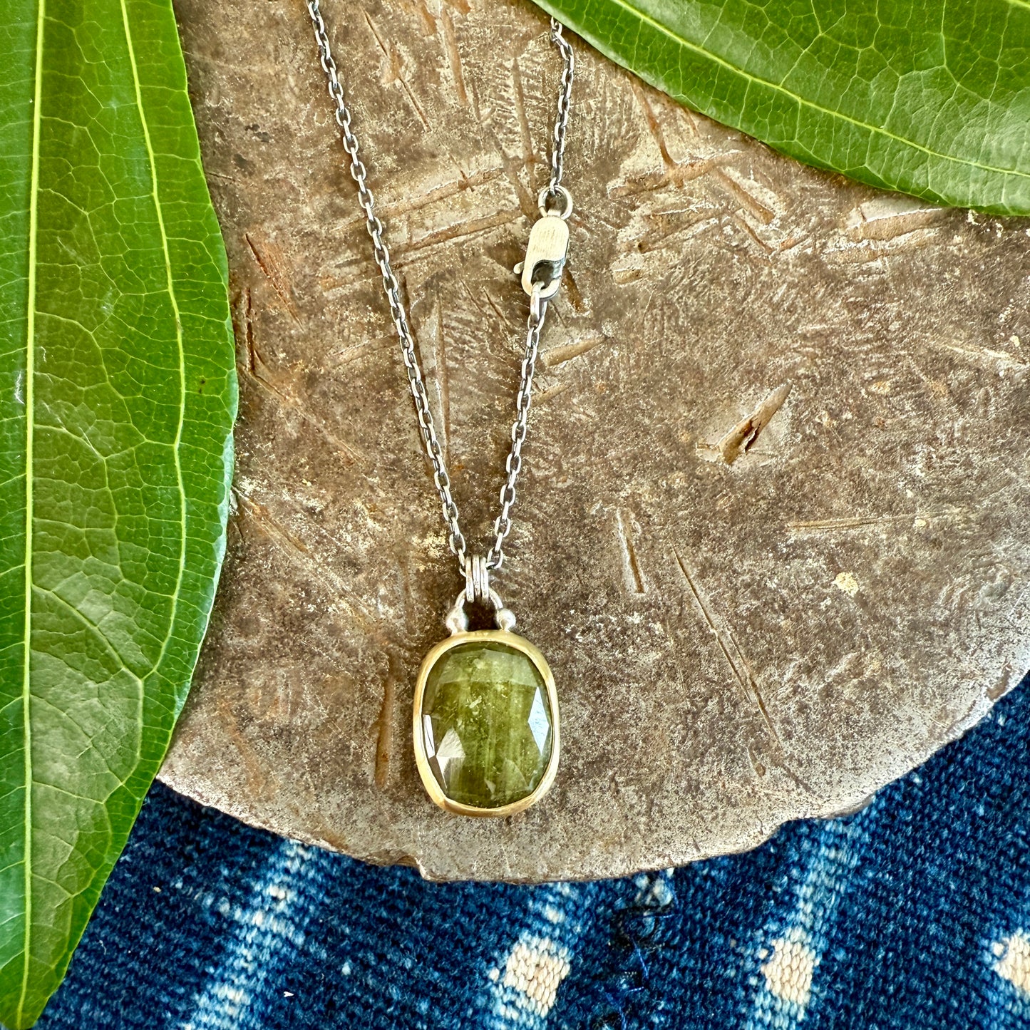 18k Gold, Green Sapphire Necklace