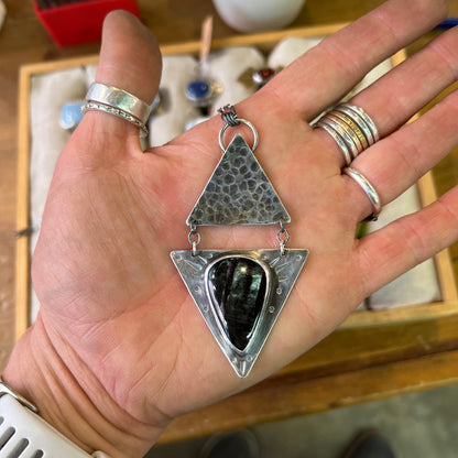 Intro to Stone Setting: Pendants - 6 to 7 hours