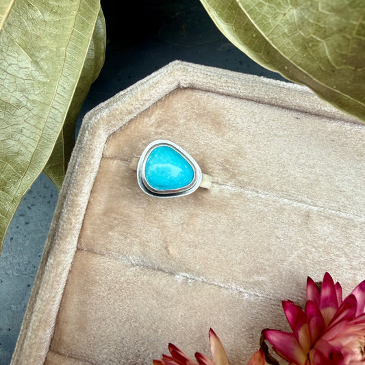 Sleeping Beauty Turquoise Ring - size 7.5
