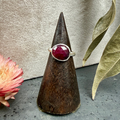 Faceted Pink Sapphire Ring - size 6