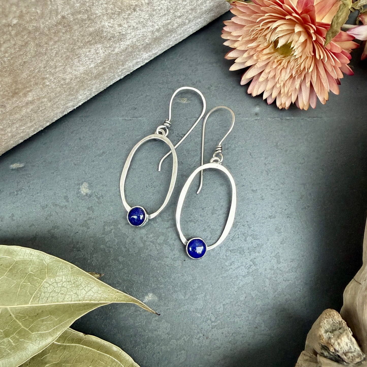 Oval Window Earrings, with lapis lazuli - Variation 1