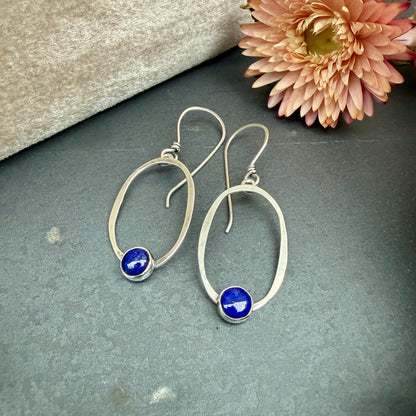 Oval Window Earrings, with lapis lazuli - Variation 1