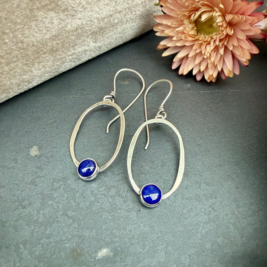 Oval Window Earrings, with lapis lazuli - Variation 1