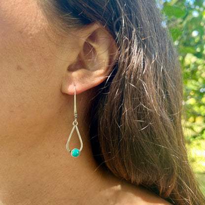 Droplet Earrings with Stone